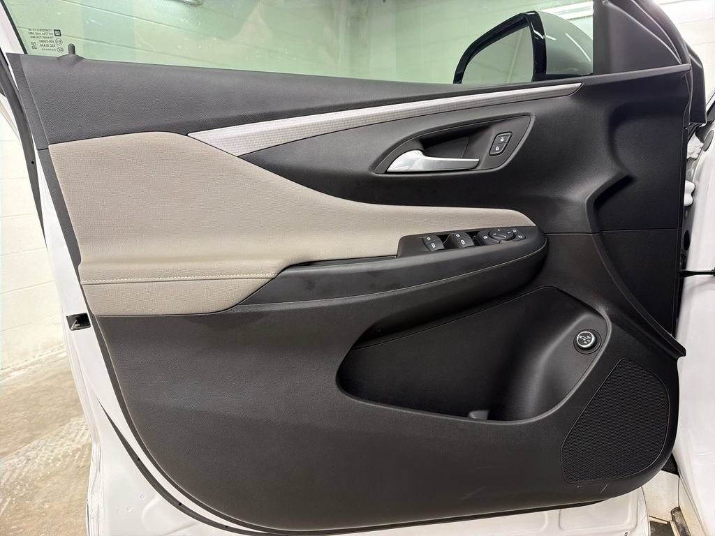 Used 2025 Buick Envista Avenir FWD image 17