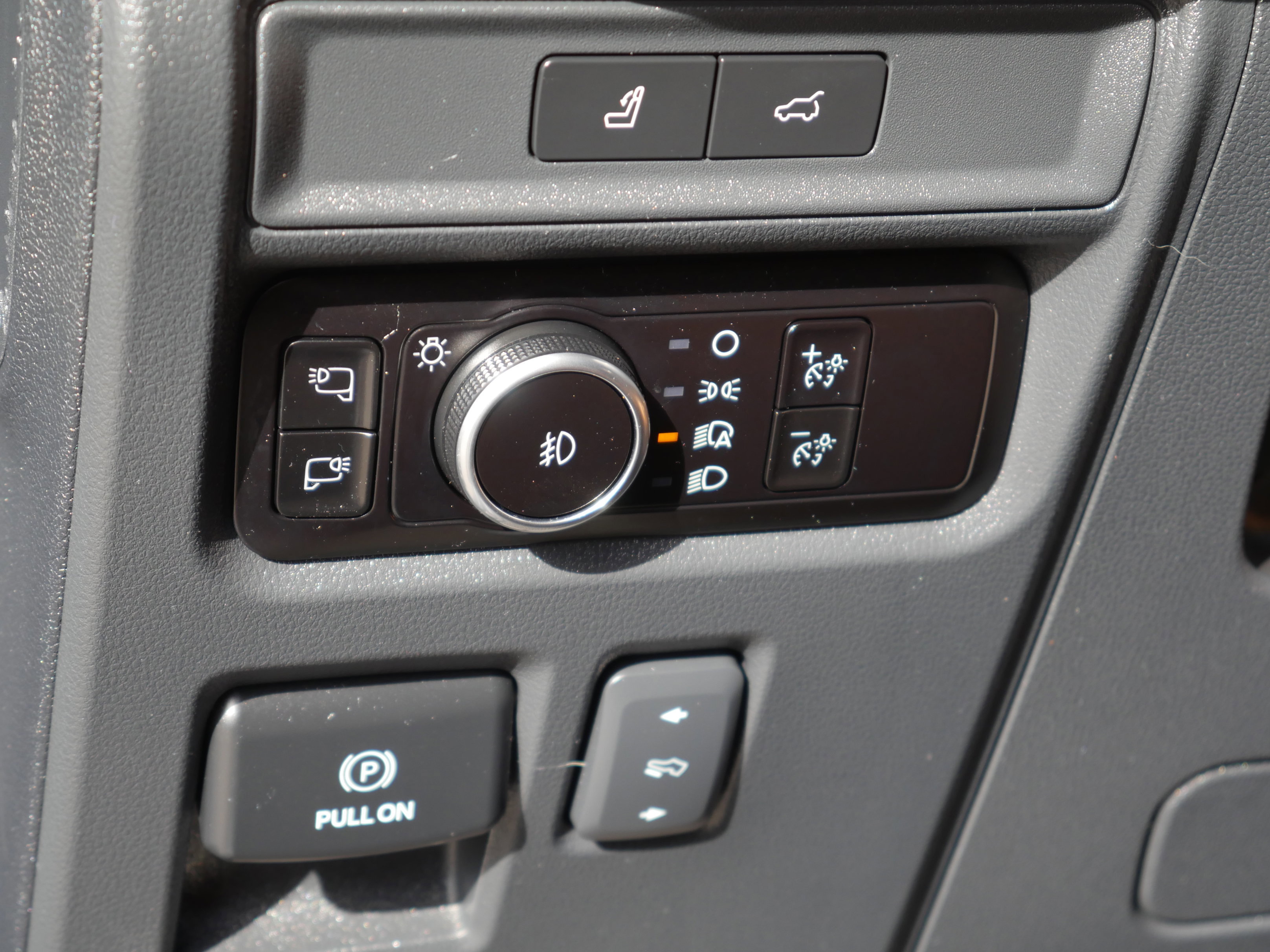 Certified 2023 Ford Expedition Max Platinum image 12