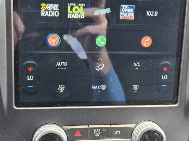 Certified 2022 Ford Edge SE w/ Black Appearance Package AWD/4WD image 23
