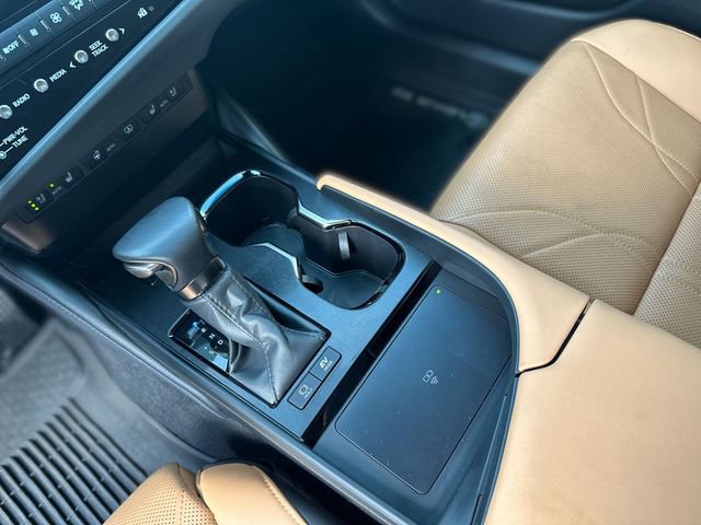 Used 2024 Lexus ES 300h Ultra Luxury w/ Accessory Package (Z2) image 22