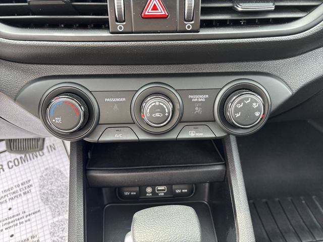Used 2021 Kia Forte LXS FWD image 32