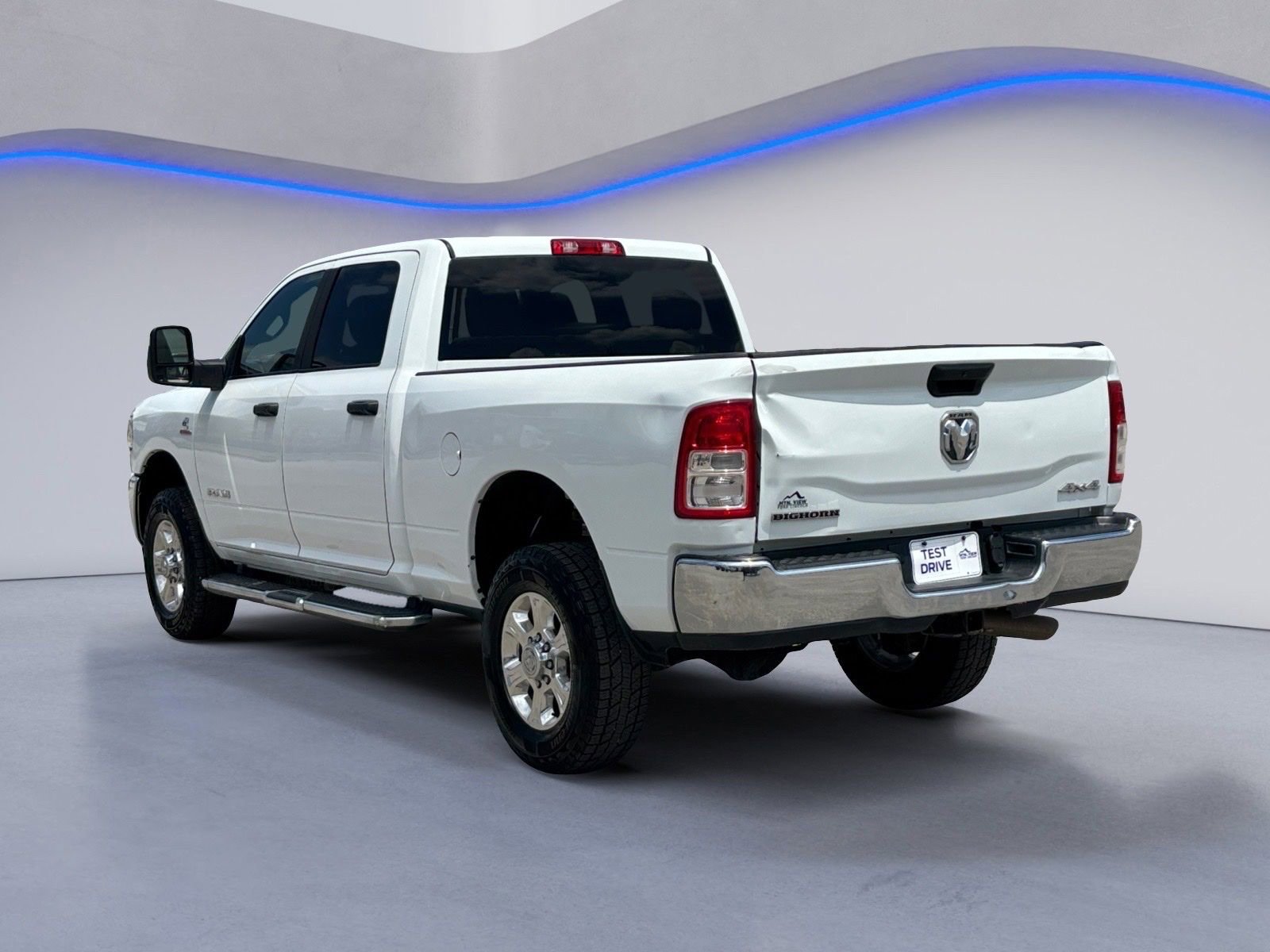 Used 2024 RAM 2500 Big Horn w/ Off Road Package AWD/4WD image 3
