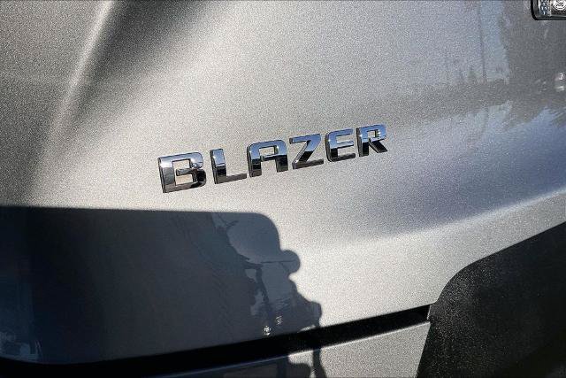 Used 2025 Chevrolet Blazer LT FWD image 8