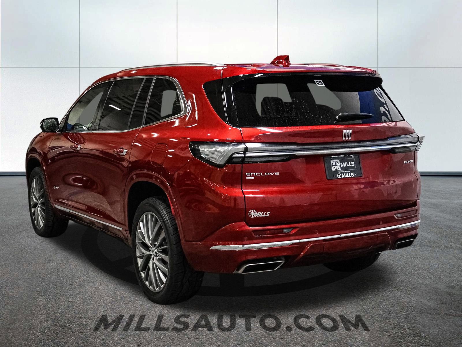 Used 2025 Buick Enclave Avenir w/ Trailering Package, 5000 lbs. AWD/4WD image 8