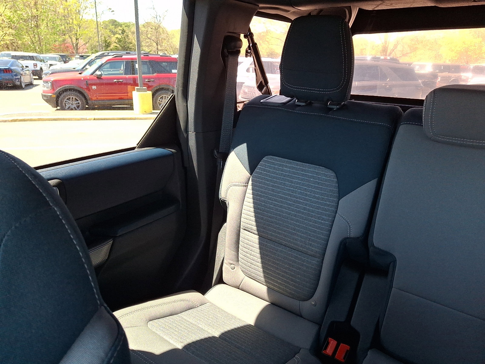 Certified 2023 Ford Bronco Outer Banks AWD/4WD image 18
