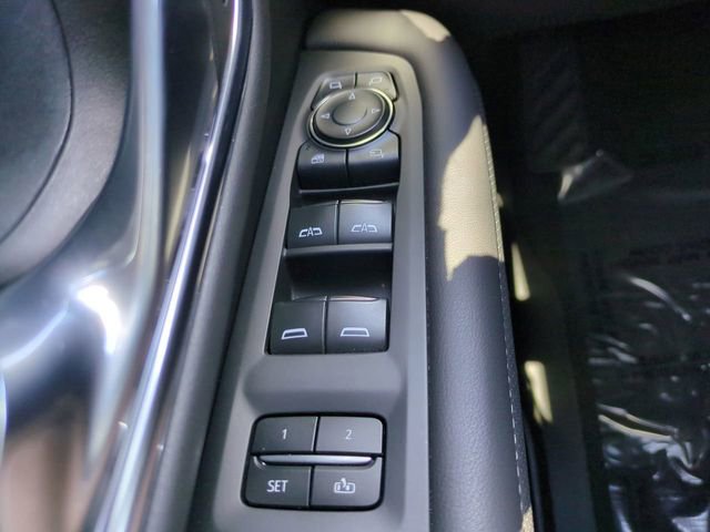 Used 2024 Chevrolet Tahoe Premier image 27