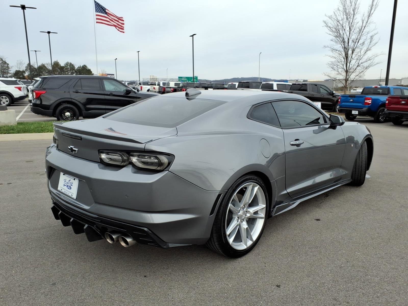 Used 2022 Chevrolet Camaro LT w/ RS Package image 5