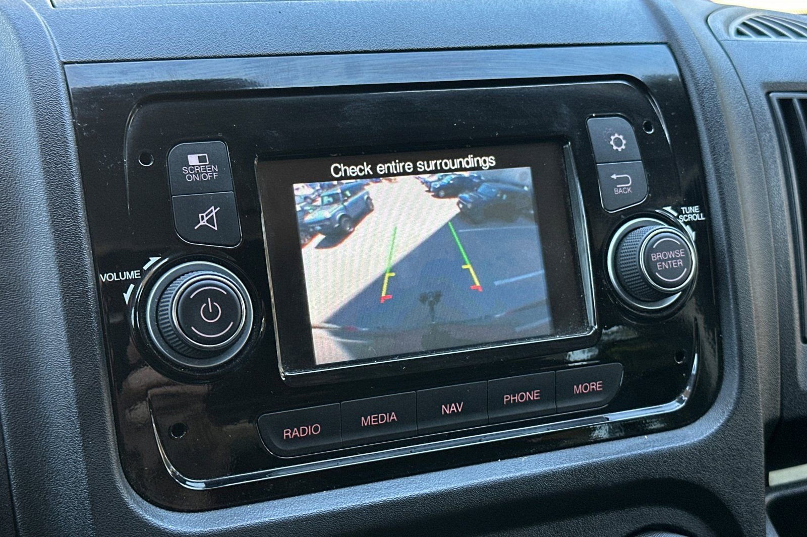 Used 2018 RAM ProMaster 3500 w/ Premium Appearance Group image 19