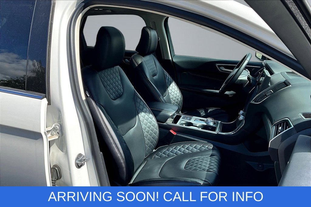 Certified 2024 Ford Edge Titanium w/ Equipment Group 301A AWD/4WD image 28