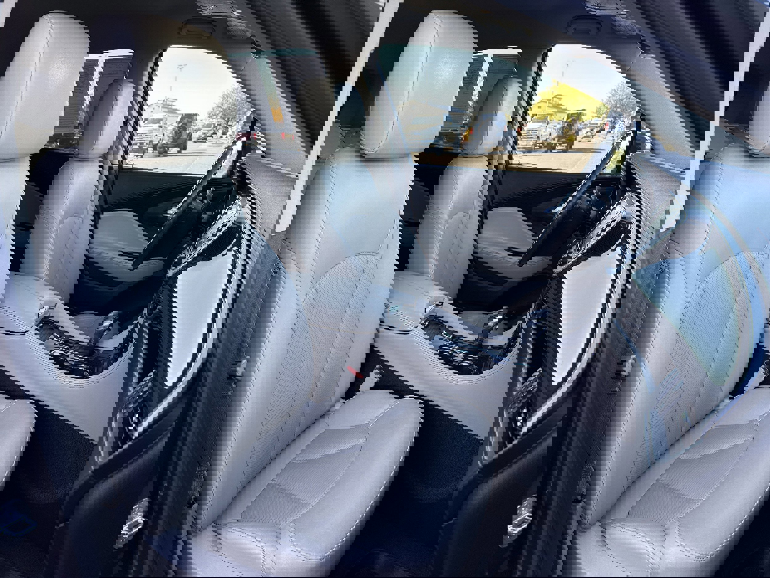 Used 2017 Buick Envision Essence image 18