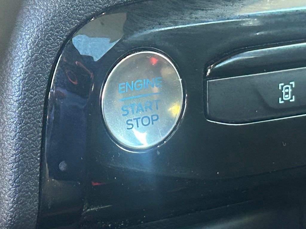 Certified 2025 Ford Escape ST-Line w/ Tech Pack #1 image 41