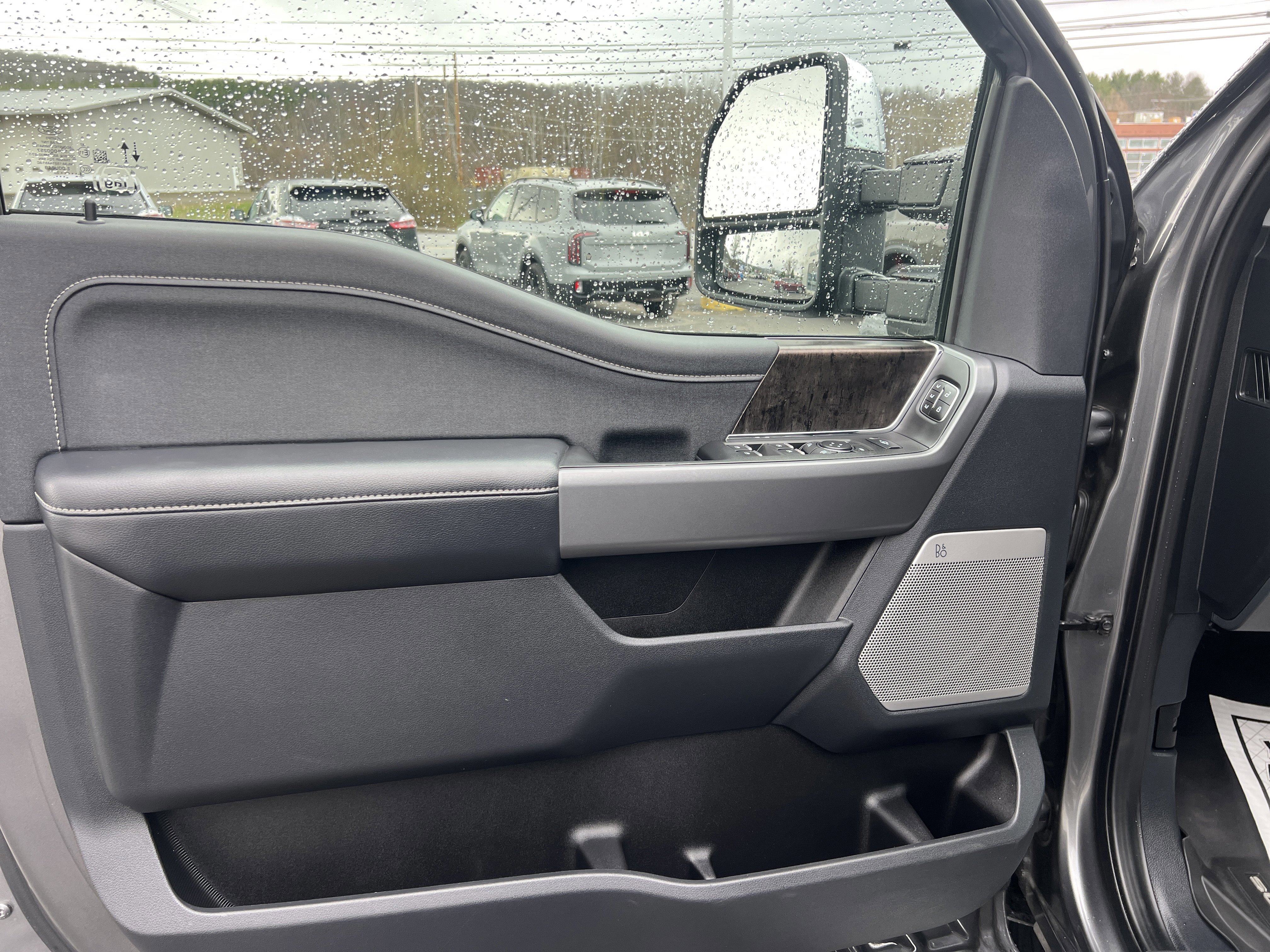 Certified 2025 Ford F350 Lariat AWD/4WD image 16