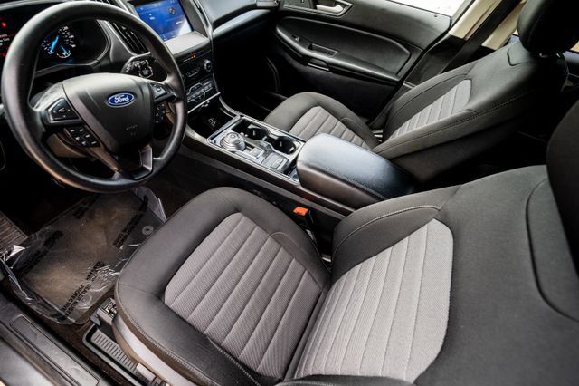 Certified 2020 Ford Edge SE FWD image 6