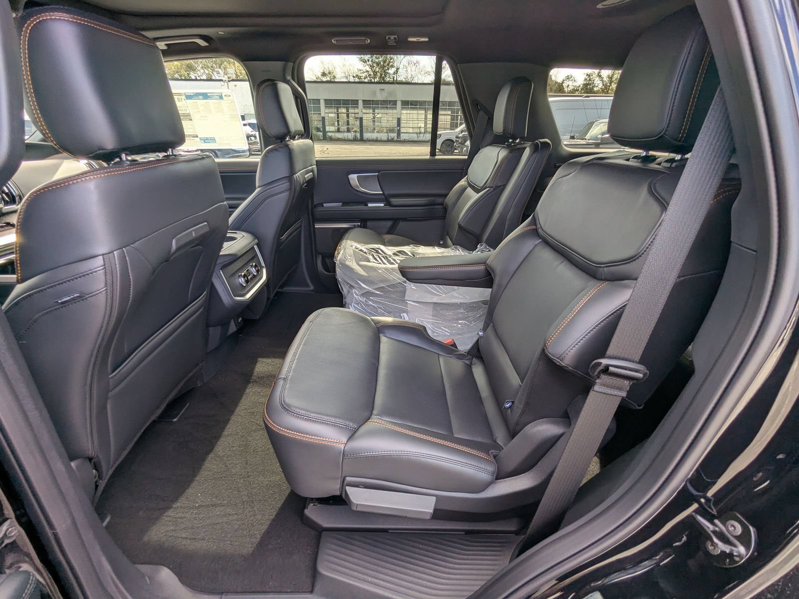 Certified 2025 Ford Expedition Tremor AWD/4WD image 15