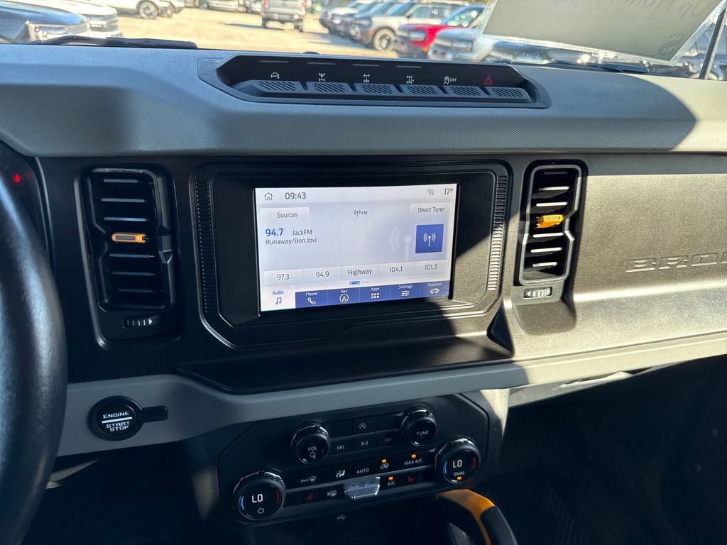 Certified 2023 Ford Bronco Badlands w/ Sasquatch Package image 18