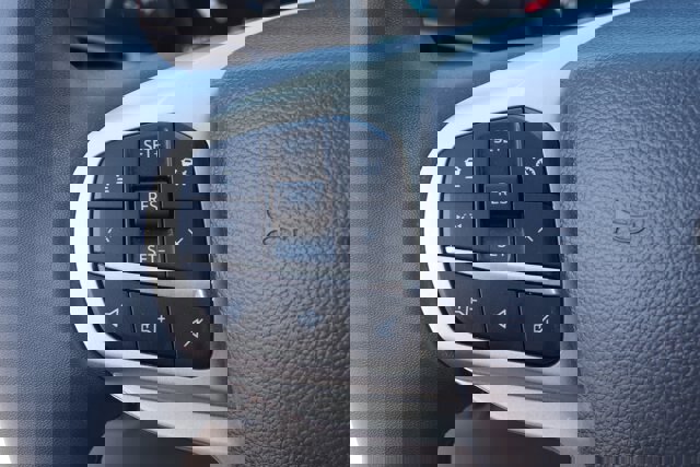 Certified 2025 Ford Explorer Active w/ Active Comfort Package image 25