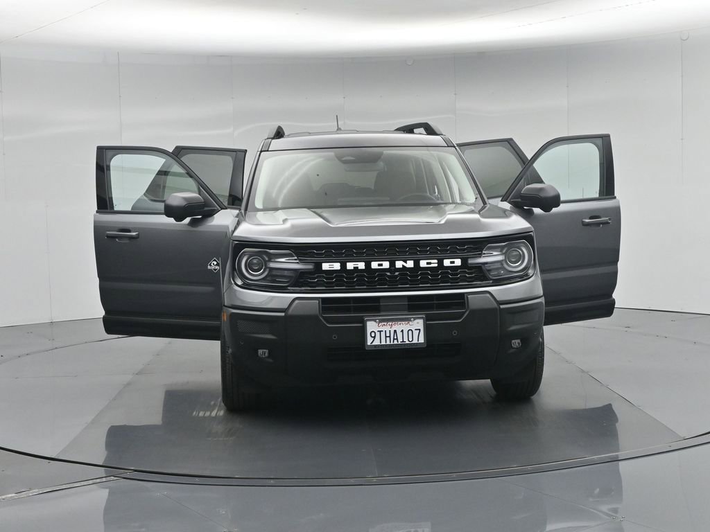 Certified 2025 Ford Bronco Sport Outer Banks w/ Outer Banks Tech Package+ AWD/4WD image 34