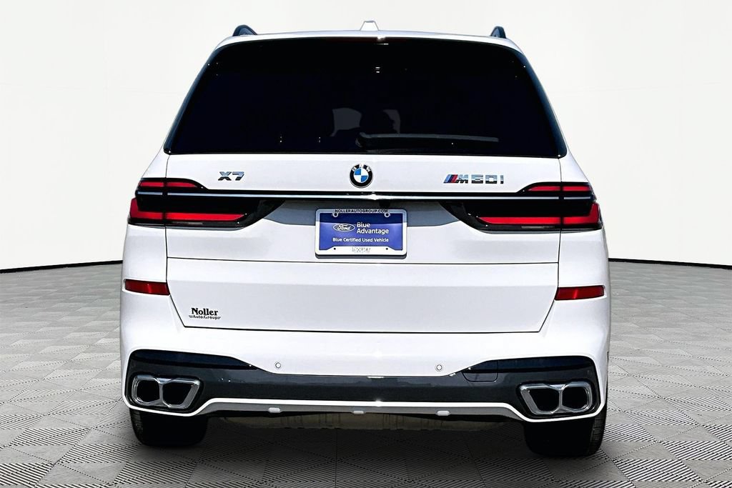 Used 2025 BMW X7 M60i w/ Climate Comfort Package AWD/4WD image 4