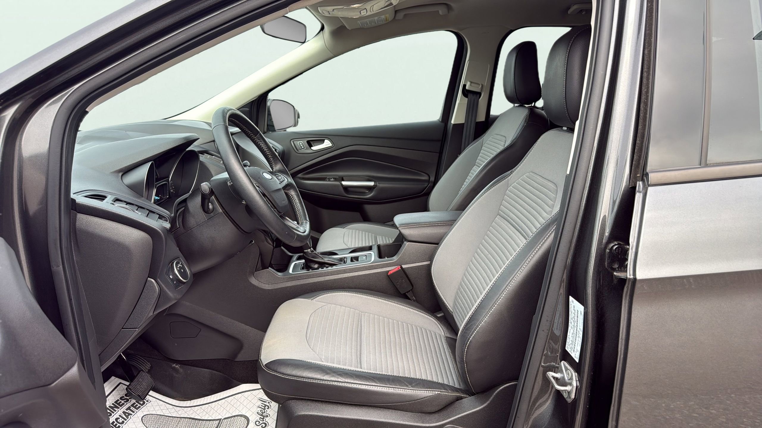 Certified 2019 Ford Escape SE AWD/4WD image 11