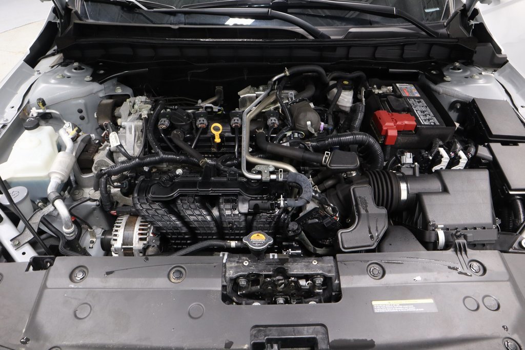 Used 2024 Nissan Altima 2.5 SV image 13