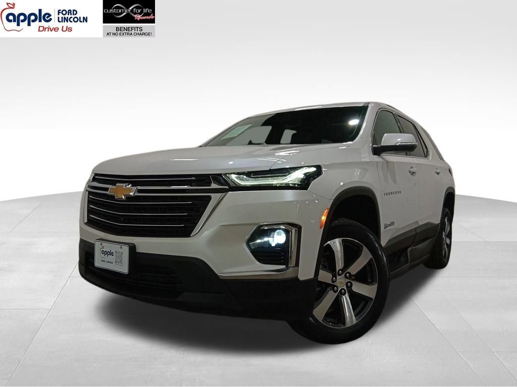 Used 2022 Chevrolet Traverse LT w/ LT Premium Package image 8