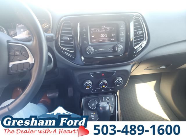 Used 2018 Jeep Compass Latitude AWD/4WD image 25