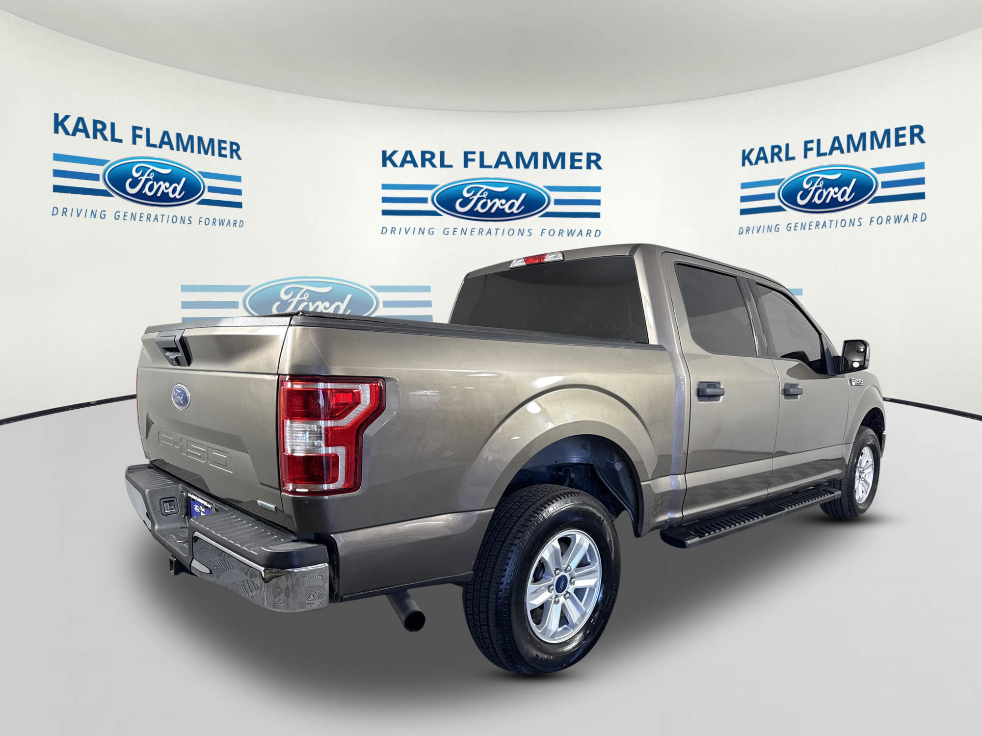 Certified 2019 Ford F150 XLT image 3