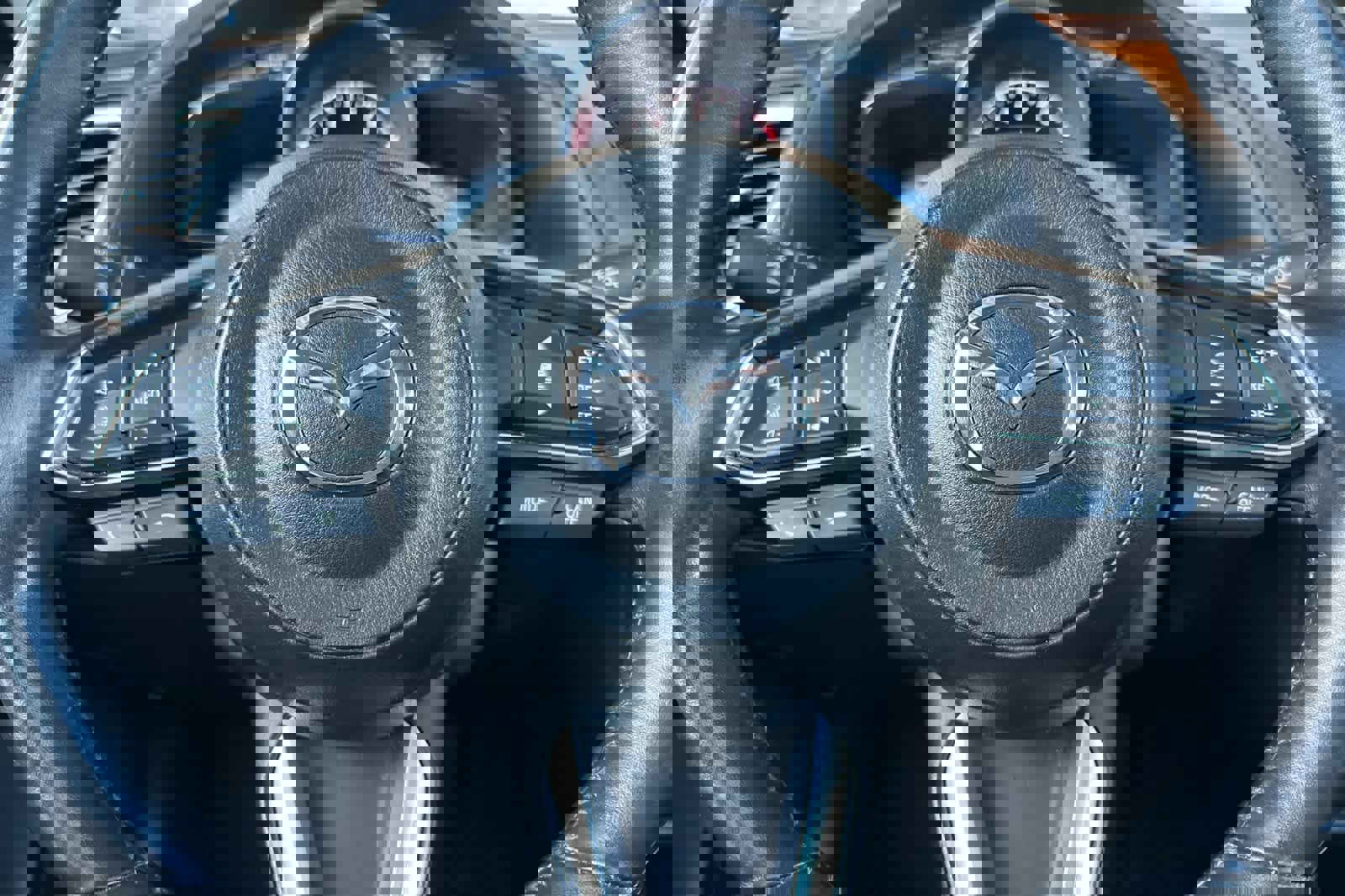 Used 2018 MAZDA MAZDA3 Grand Touring w/ Premium Equipment Package image 23