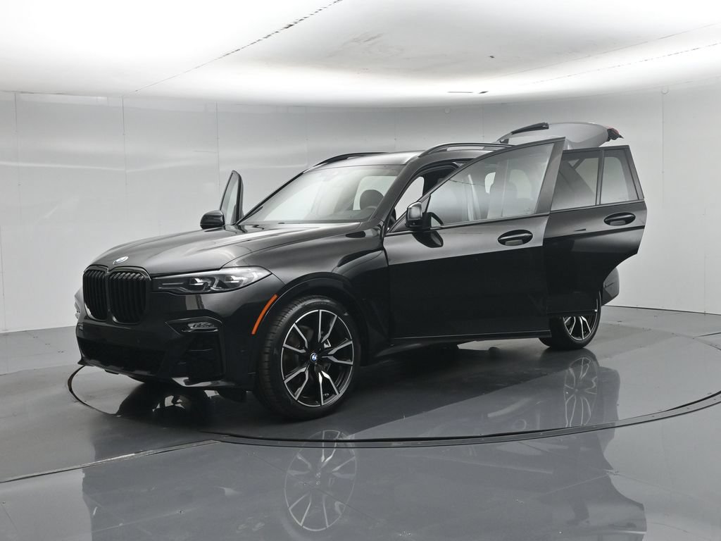 Used 2020 BMW X7 xDrive40i w/ M Sport Package AWD/4WD image 36