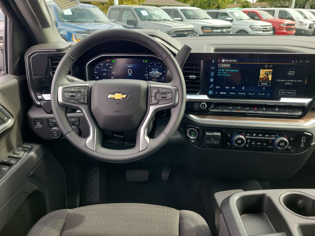 Used 2026 Chevrolet Silverado 1500 LT w/ Protection Package AWD/4WD image 12