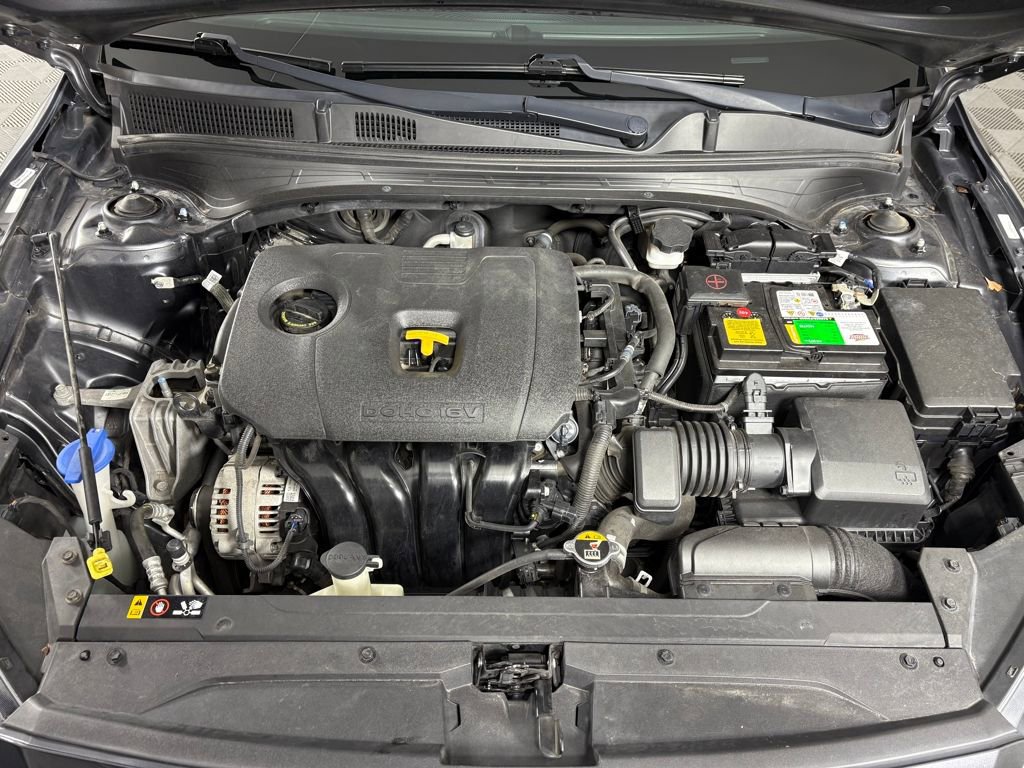 Used 2019 Kia Forte LXS image 9