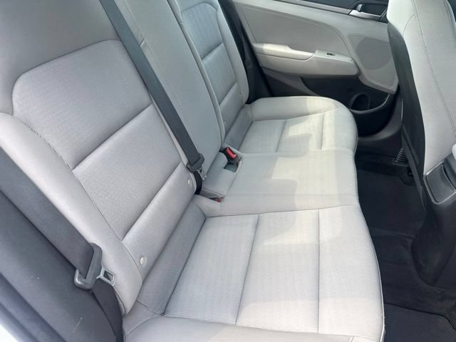 Used 2017 Hyundai Elantra SE FWD image 12