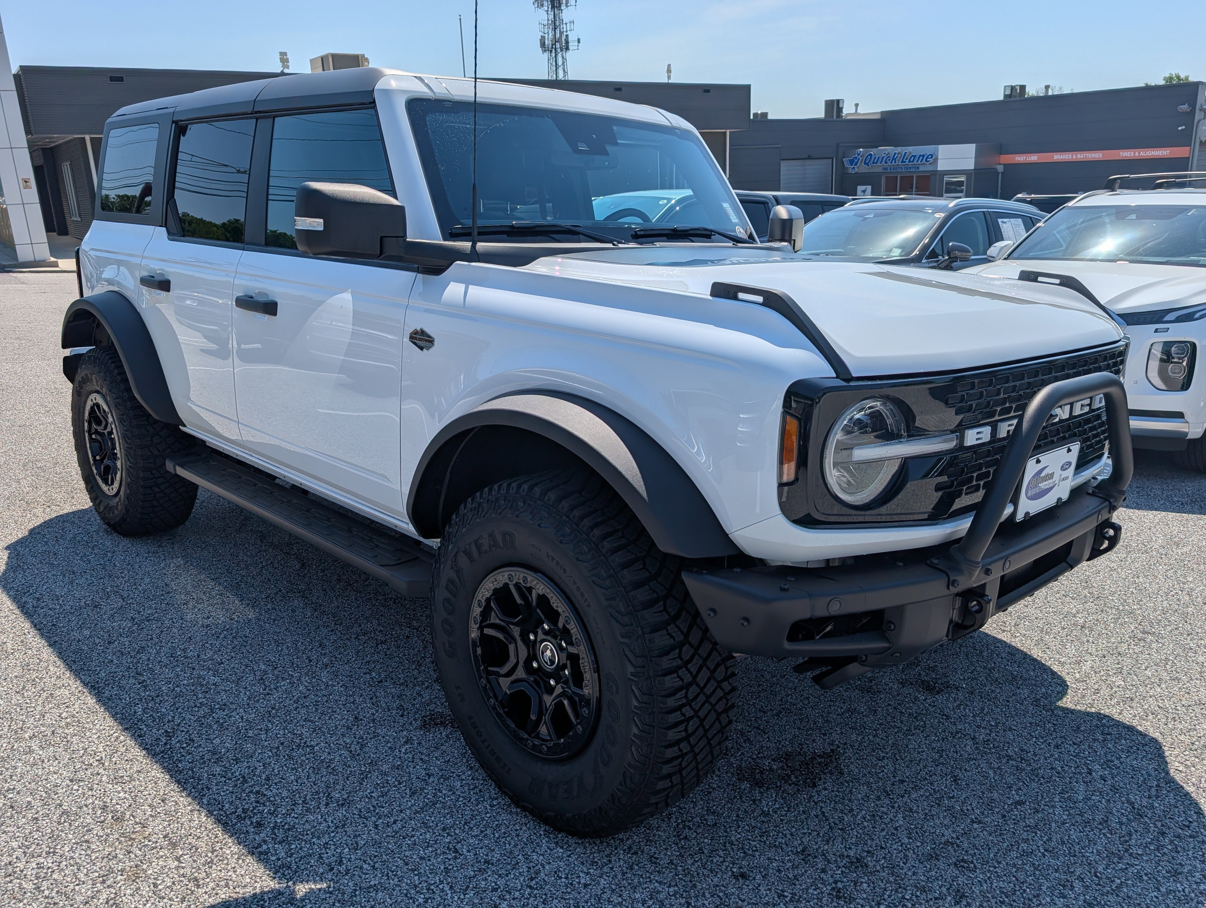 Certified 2023 Ford Bronco Wildtrak AWD/4WD image 9
