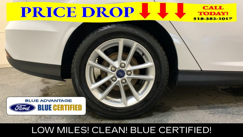 Certified 2017 Ford Focus SE FWD image 16
