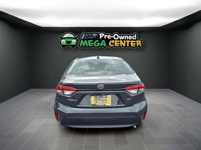 Used 2025 Toyota Corolla LE FWD image 21