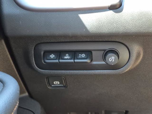 Used 2024 GMC Terrain AT4 w/ Tech Package AWD/4WD image 18