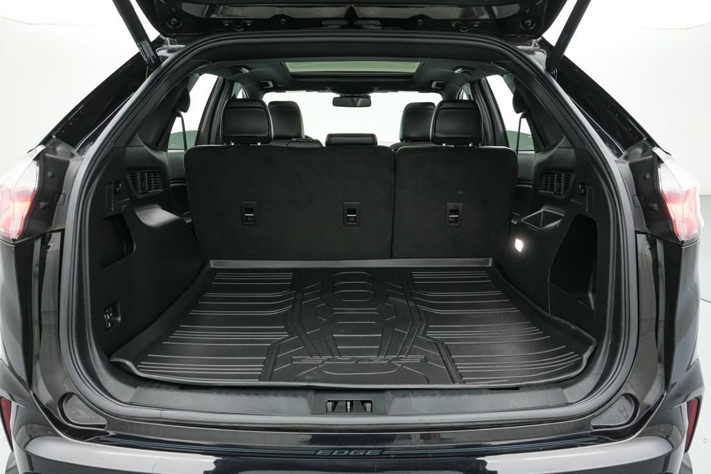 Certified 2022 Ford Edge ST-Line w/ Cargo Accessory Package image 20