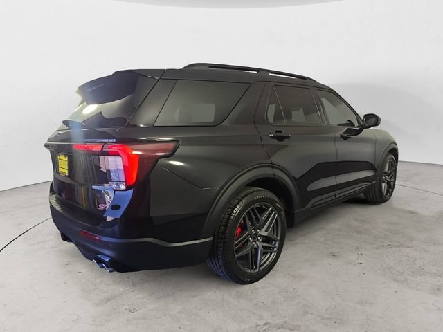 Certified 2025 Ford Explorer ST AWD/4WD image 5