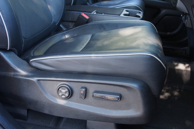 Used 2024 Honda Odyssey Elite image 12