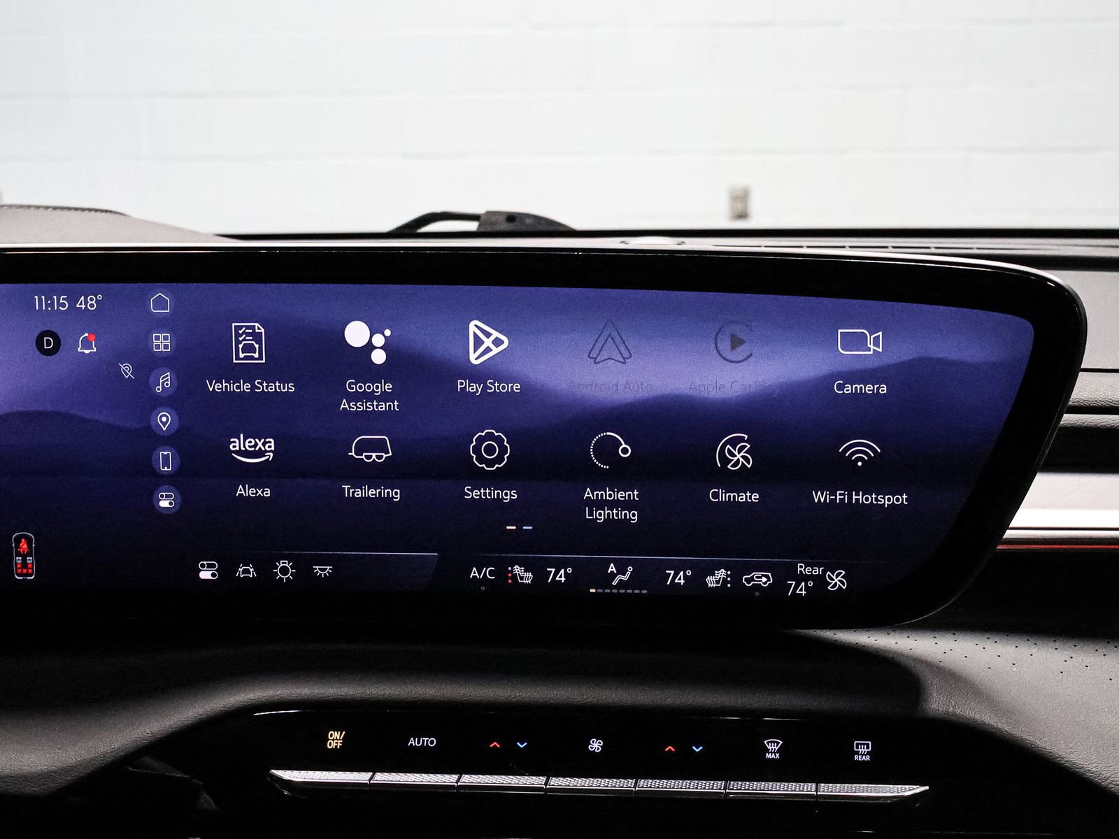 Used 2025 Buick Enclave Avenir w/ Trailering Package, 5000 lbs. AWD/4WD image 28