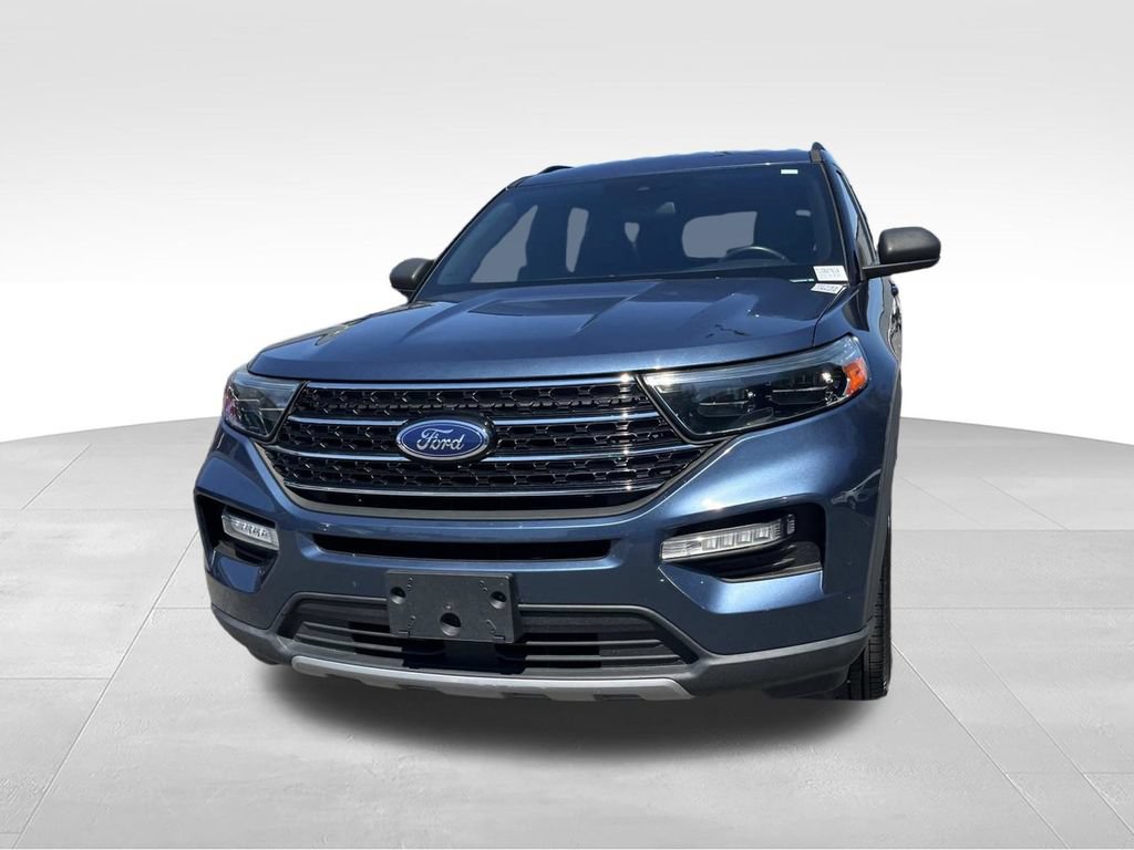 Certified 2020 Ford Explorer XLT w/ Equipment Group 202A AWD/4WD image 10