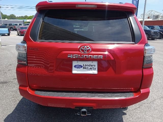 Used 2024 Toyota 4Runner SR5 AWD/4WD image 4