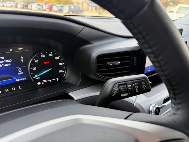Certified 2023 Ford Explorer XLT image 38