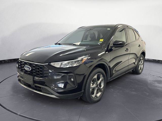 Certified 2025 Ford Escape ST-Line Select AWD/4WD image 4