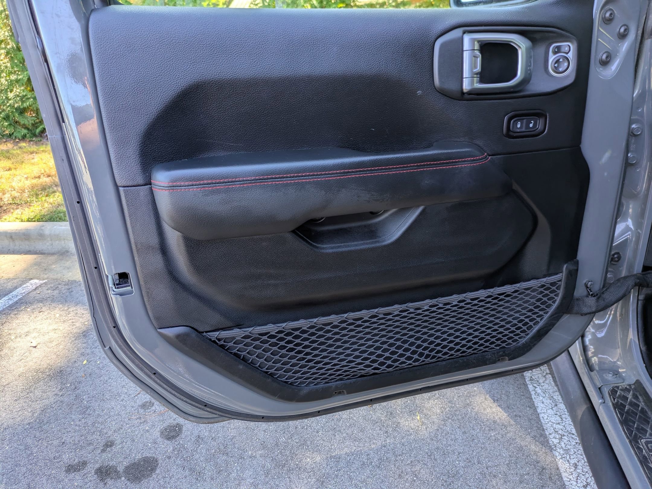 Used 2020 Jeep Gladiator Rubicon image 11