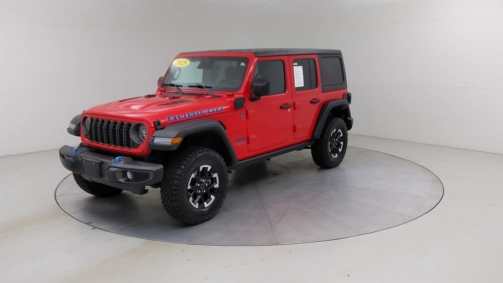 Used 2025 Jeep Wrangler Unlimited Rubicon 4xe w/ Convenience Group AWD/4WD image 20