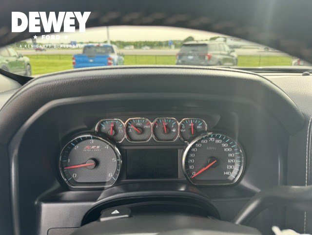 Used 2018 Chevrolet Silverado 1500 LTZ Z71 w/ Redline Edition AWD/4WD image 16