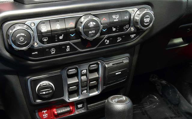 Used 2020 Jeep Wrangler Unlimited Rubicon image 25