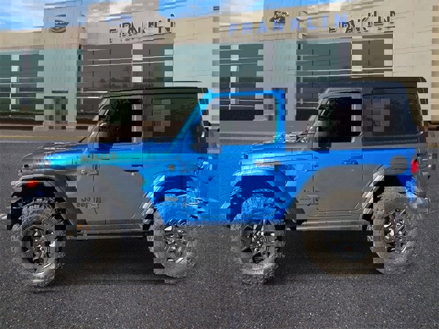 Used 2024 Jeep Wrangler Willys image 2