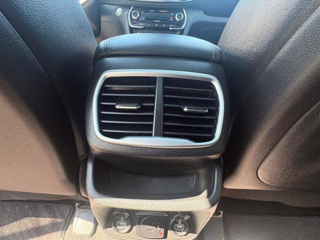 Used 2019 Hyundai Santa Fe AWD image 36
